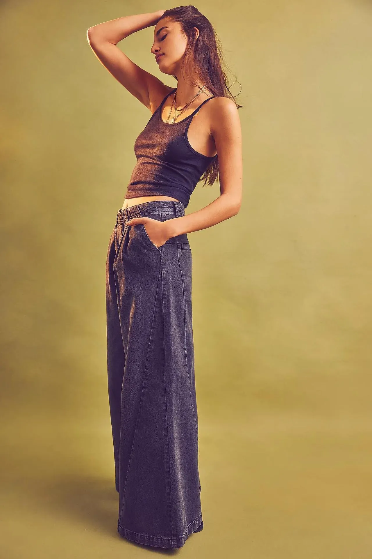 Trendy Plus-Size Wide Leg Denim Pants for Effortless Street Style