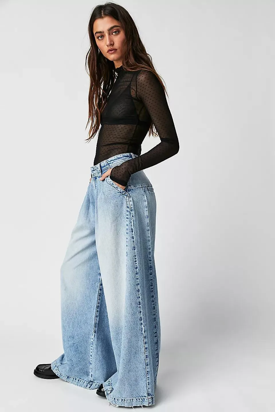 Trendy Plus-Size Wide Leg Denim Pants for Effortless Street Style
