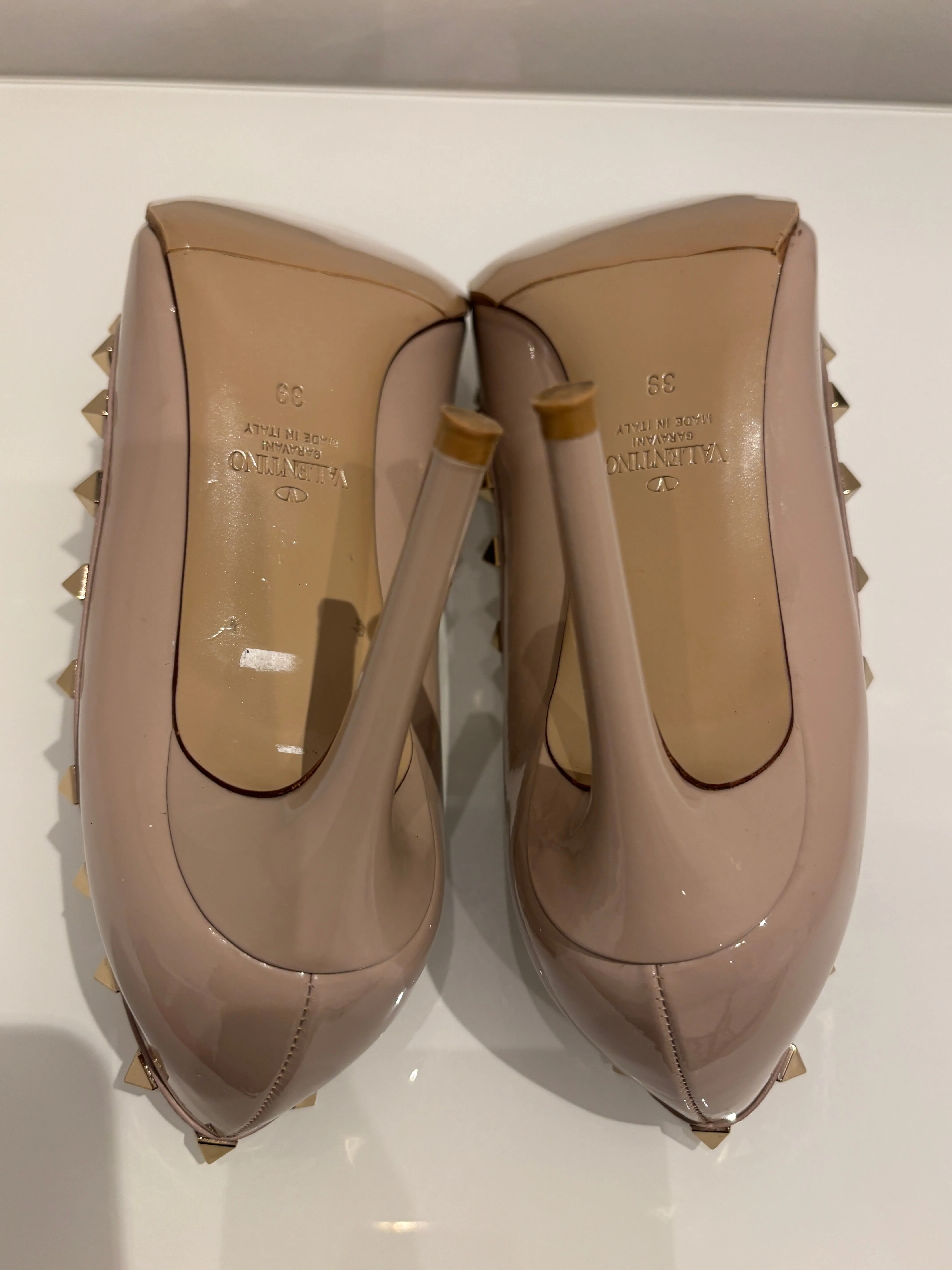 Valentino Rockstud 85 Nude Patent Heels 39 UK6