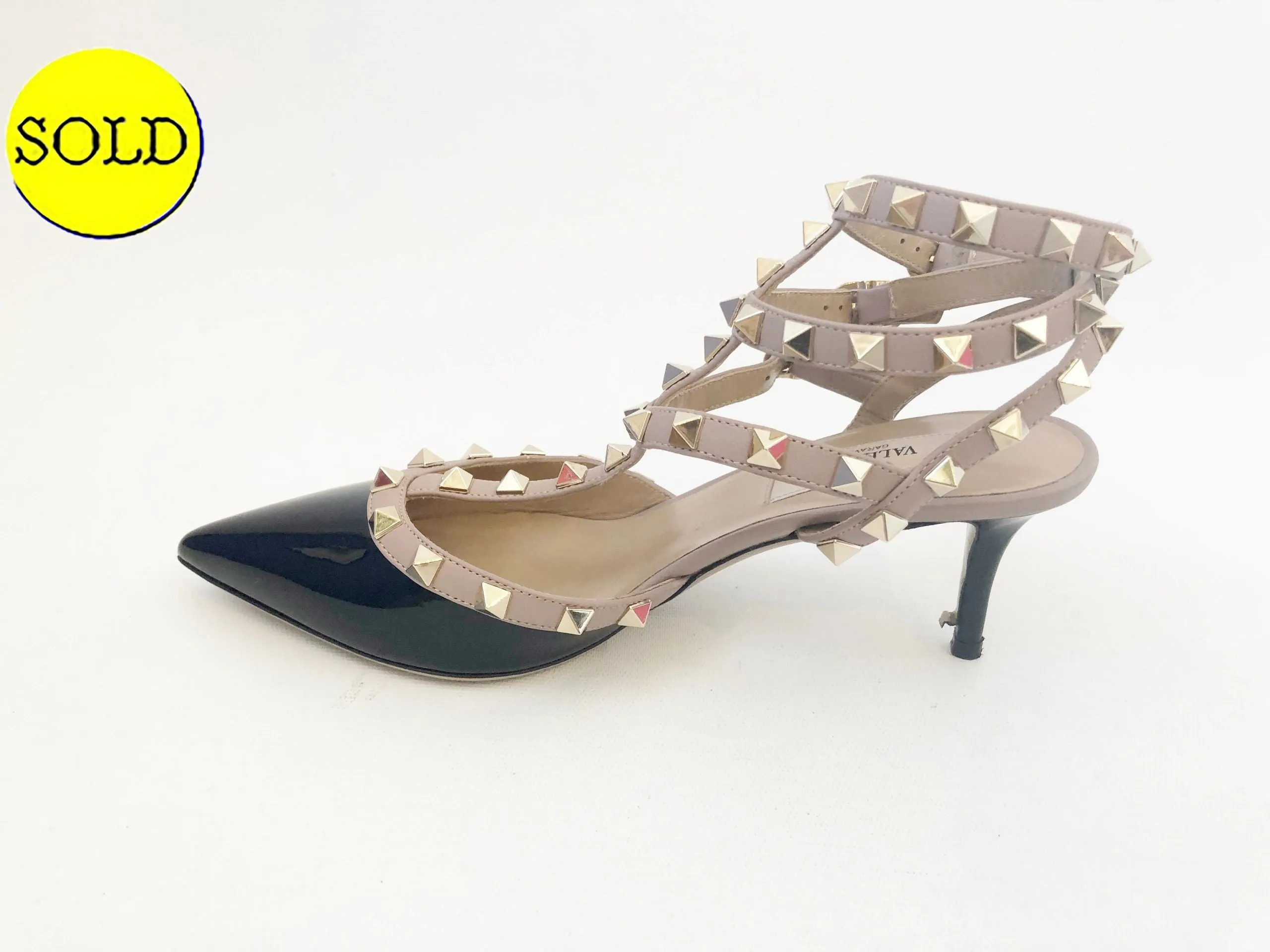 Valentino Rockstud T-Strap Pump Size 36.5 It (6.5 Us)