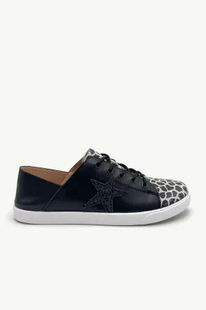 Vicki™ Black   Black Grey Giraffe