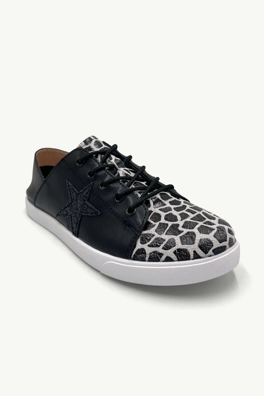 Vicki™ Black   Black Grey Giraffe