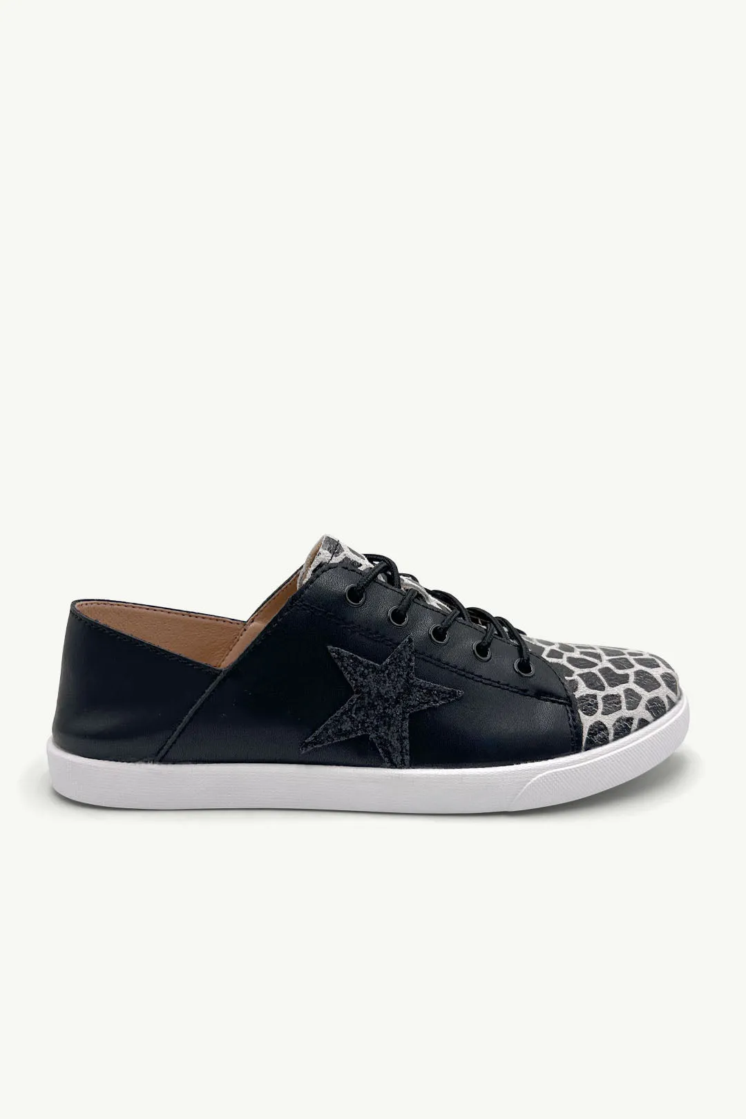 Vicki™ Black   Black Grey Giraffe